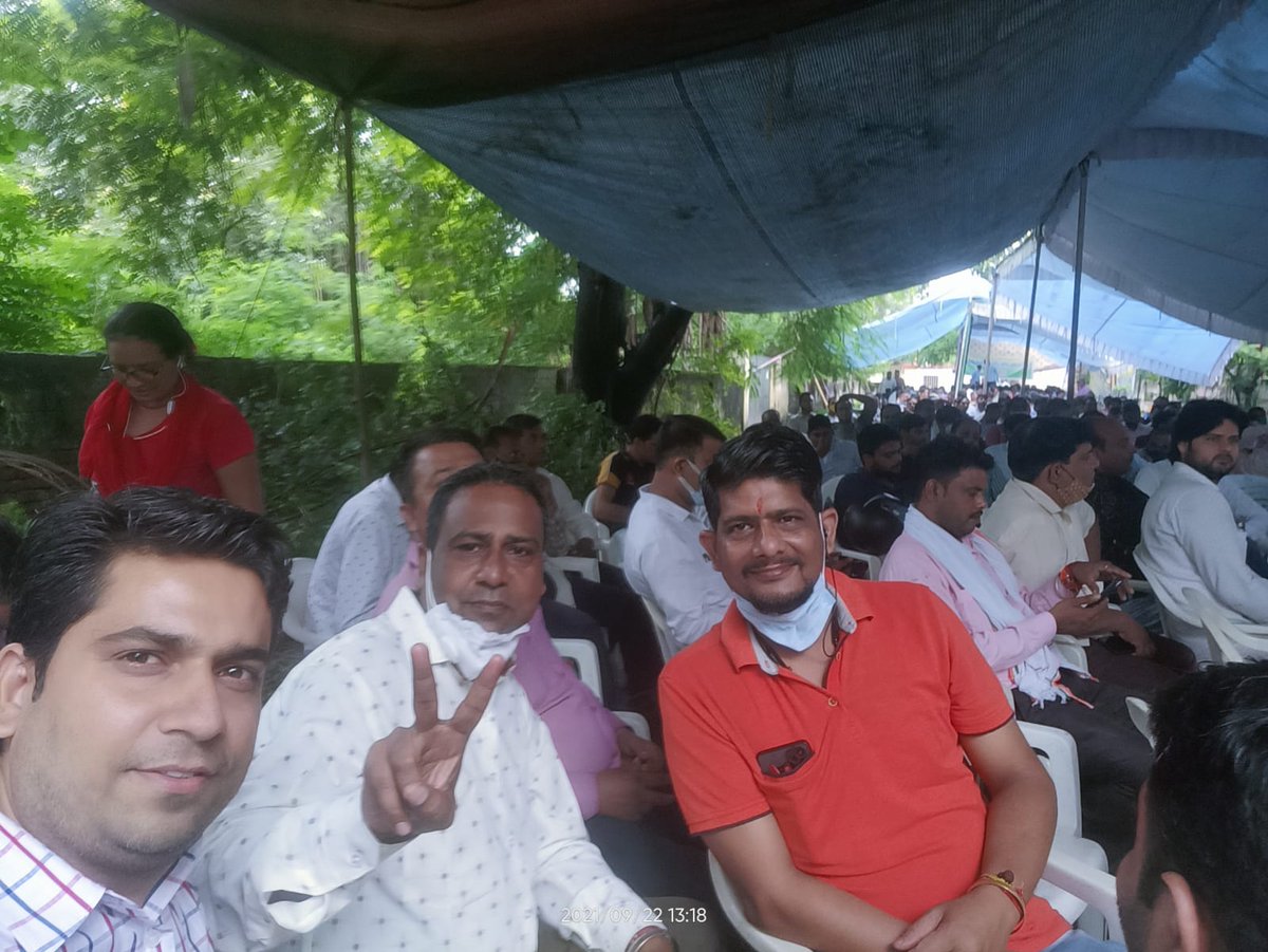 AipefIndia's tweet photo. @myogiadityanath @CMOfficeUP @ptshrikant @EMofficeUP @ChiefSecyUP @ChairmanUppcl @UPRVPAS 
पॉवर कारपोरेशन के हठवादी उत्पीड़नात्मक रवैय्ये के विरोध में पश्चिमांचल विद्युत निगम के हजारो बिजली कर्मियों, जूनियर इंजीनियरों और अभियंताओं का पूर्ण कार्य बहिष्कार और विरोध प्रदर्शन जारी https://t.co/FgIhXEBKQC