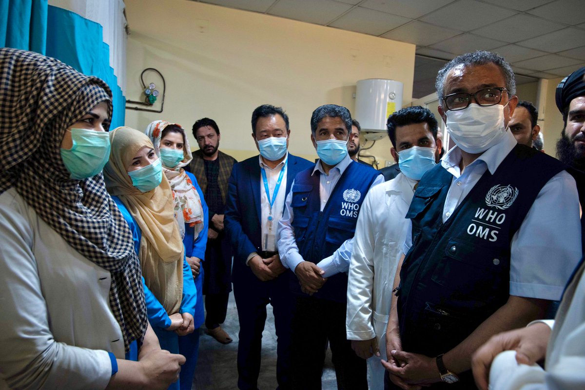 .@DrTedros and @WHOEMRO's Dr Ahmed Al-Mandhari concluded their visit to Kabul. #Afghanistan’s health system is on the brink of collapse. Unless urgent action is taken, the country faces an imminent humanitarian catastrophe 👉 bit.ly/3nUKLee #StayAndDeliver