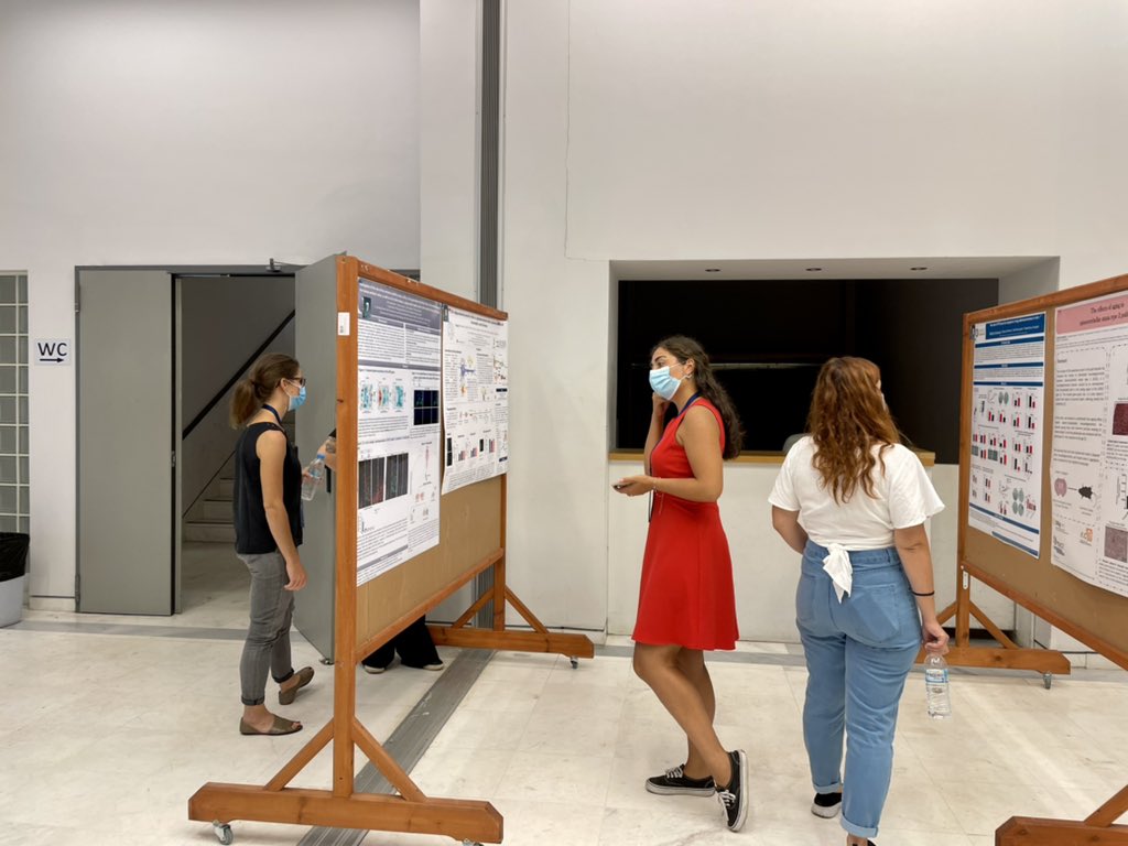 mariafazzari89's tweet photo. It’s time for poster session at #ESNAdvancedSchool! Enjoy the discussion and the sharing of novel ideas 🧠🧫🧪

@ESNsociety @ISN_society #WeAreNeurochemistry https://t.co/l5bTFNe3Rr