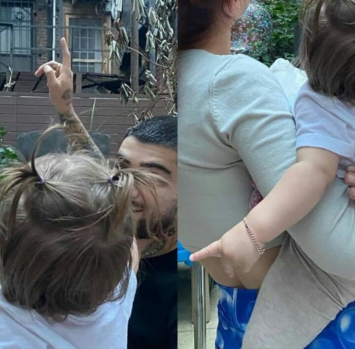 1D_ARCHIVES's tweet photo. Zayn: 👆 Khai: 👇       

#ZaynMalik #gigihadid #HappyBirthdayKhai #Khai 🥺❤️ https://t.co/Q4qzeIO4wE