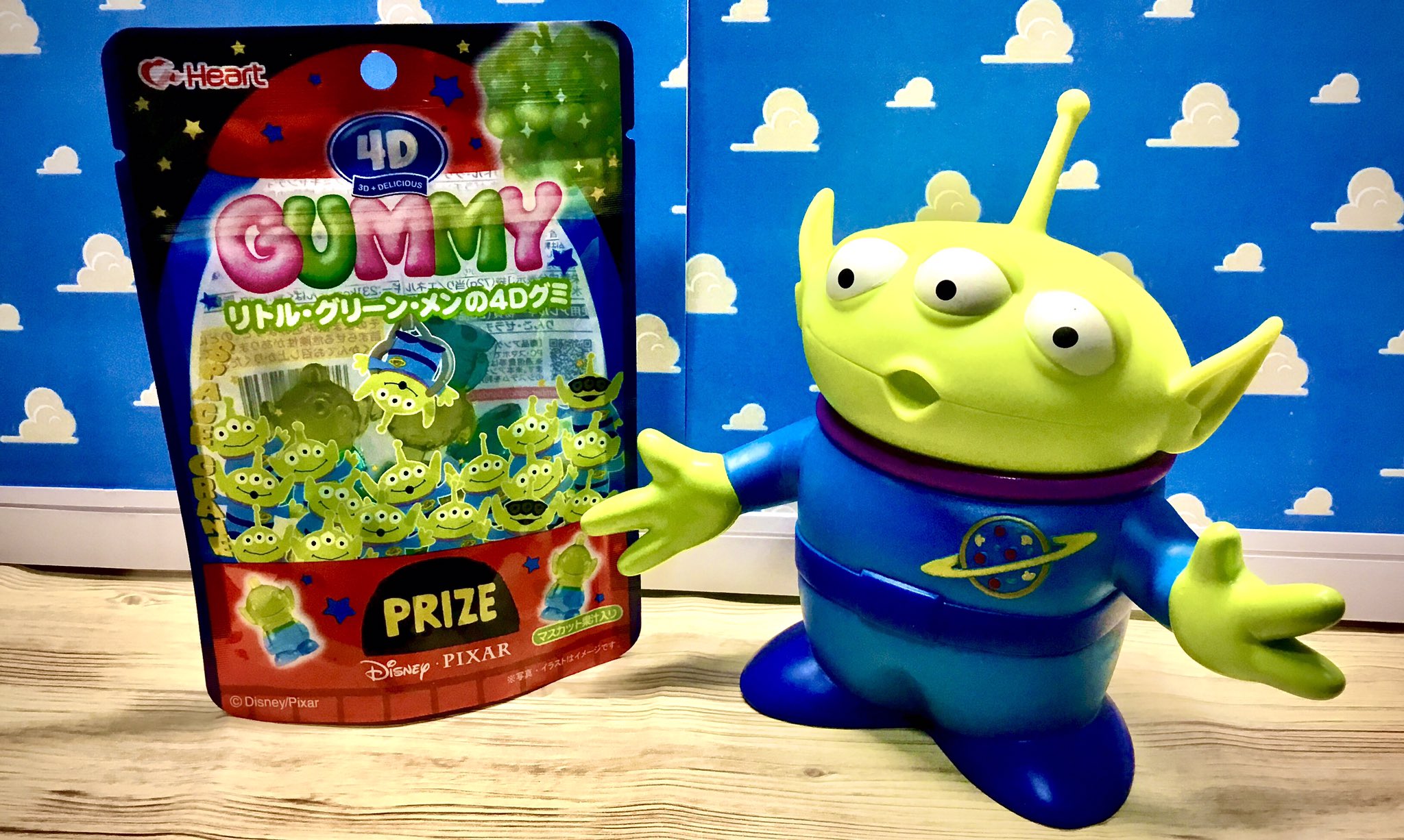 Finish No 10 この前スーパーへ買い物に見つけたグミです ハートから発売された トイストーリー 4dグミ エイリアン です ハートは過去にディズニーキャラの4dグミが出ていたのですが 今回はそのエイリアン形です これは可愛くて食べるのも Finish No 10 この前スーパーへ買い物に見つけたグミです ハートから発売された トイストーリー 4dグミ エイリアン です ハートは過去にディズニーキャラの4dグミが出ていたのですが 今回はそのエイリアン形です これは可愛くて食べるのも
