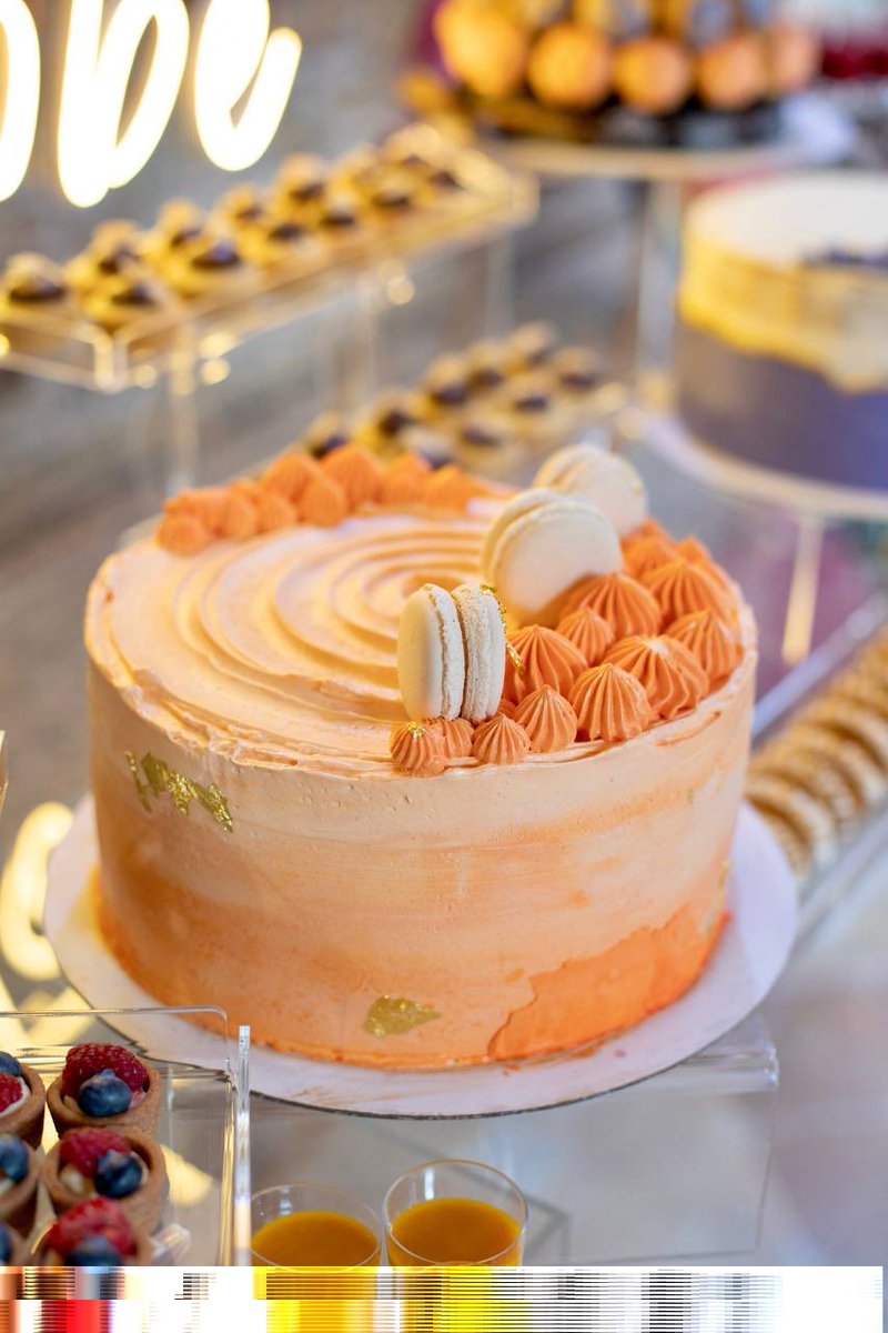 Customized cake for unique occasions .
-
#dopamine.fact #wedding #engagment #weddingplanning #cake #cakewedding #party #amman #jordan