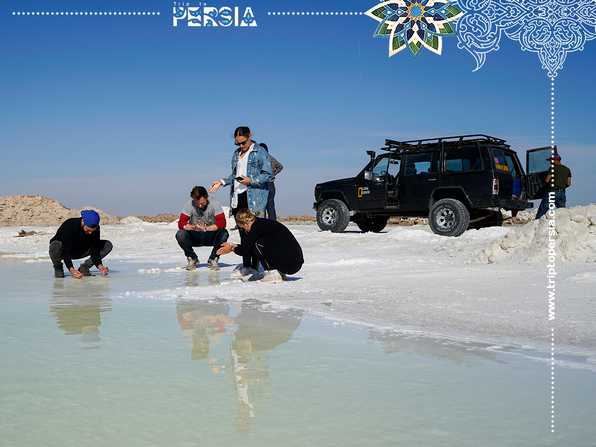 TriptoPersia's tweet photo. Belgian travelers at the salt lake, Varzaneh desert,Iran
a beautiful salt lake,the landscape is shiny and white, and a good place to take photos, while at night, you have the advantage of seeing milky way easily in the sky. #triptopersia #irantravel #travel #trip #varzanehdesert https://t.co/Db1F5QKZ8C