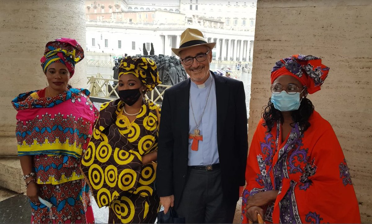vaticanIHD_IT's tweet photo. -4!
📣 Il #26settembre snche Card.@jesuitczerny sarà in piazza san Pietro per pregare l'Angelus con #PapaFrancesco #VersounNOIsemprepiùGrande!
📌  Appuntamento vicino alla statua #AngelsUnawares alle 11.30.

@diocesidiroma @CaritasRoma @CentroAstalli @santegidionews @AscsOnlus https://t.co/KPyMrzz1Xr