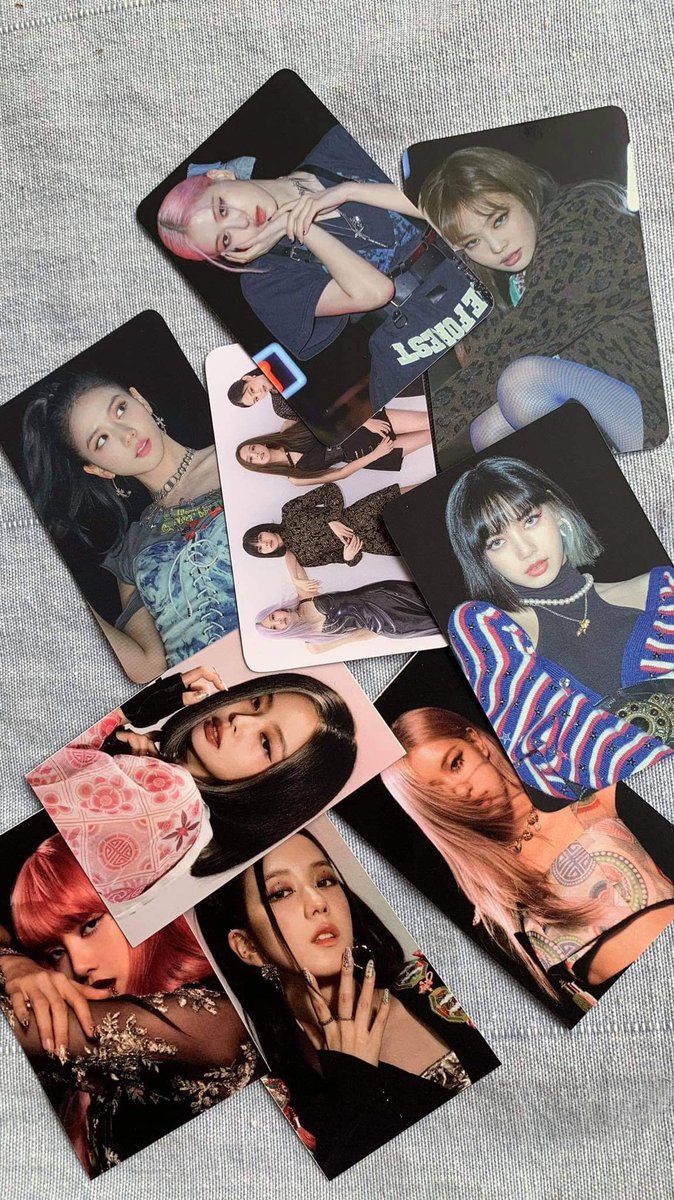 seokhuisoon's tweet photo. blackpink 4+1 the album photobook tingi ^^ nag send na po ako ng check out link 🤗
thank you so much @SeoulAvePH for the smooth transaction!! thank you rin po for the freebies 🥺 pcs are for tingis and 1 set for @kimjenniieeeyah 🤣
#wtbhui https://t.co/ov3bYQD9Qq