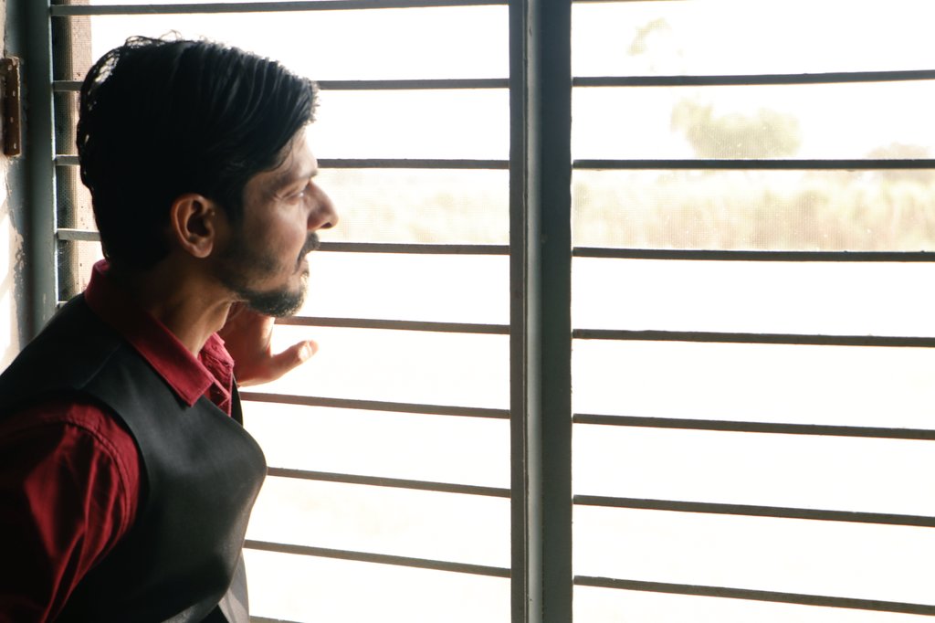 RahulanandFilms's tweet photo. We are Happily Announce To Launch Our First Project...
Koi Le Chale...
#Song #bollywoodsongs #music
@RahulanandFilms @NetflixIndia @PrimeVideo @AsmitaTheatre https://t.co/mfIBq5wYhF