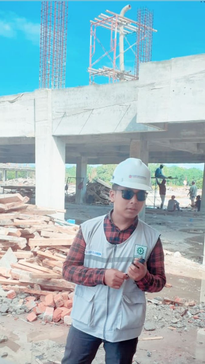 Fajaruddin_16's tweet photo. Belajar yang sesungguhnya https://t.co/ZWMbKLxUt9