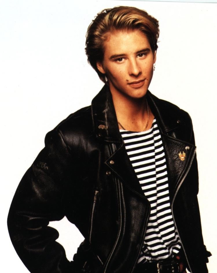 Happy birthday Chesney Hawkes. 50 today! 