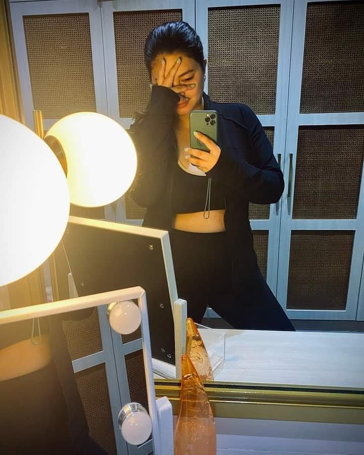 Fatimateamangel's tweet photo. Mare turuan MO rin ako mg diet plz 😊 @143redangel  whether you are fat or thin, it will not change when we admire you because what is important is YOUR good will #AngelLocsin #darna #beautiful #pretty #love #Inspiration #sexy https://t.co/xnPvqLOWHf