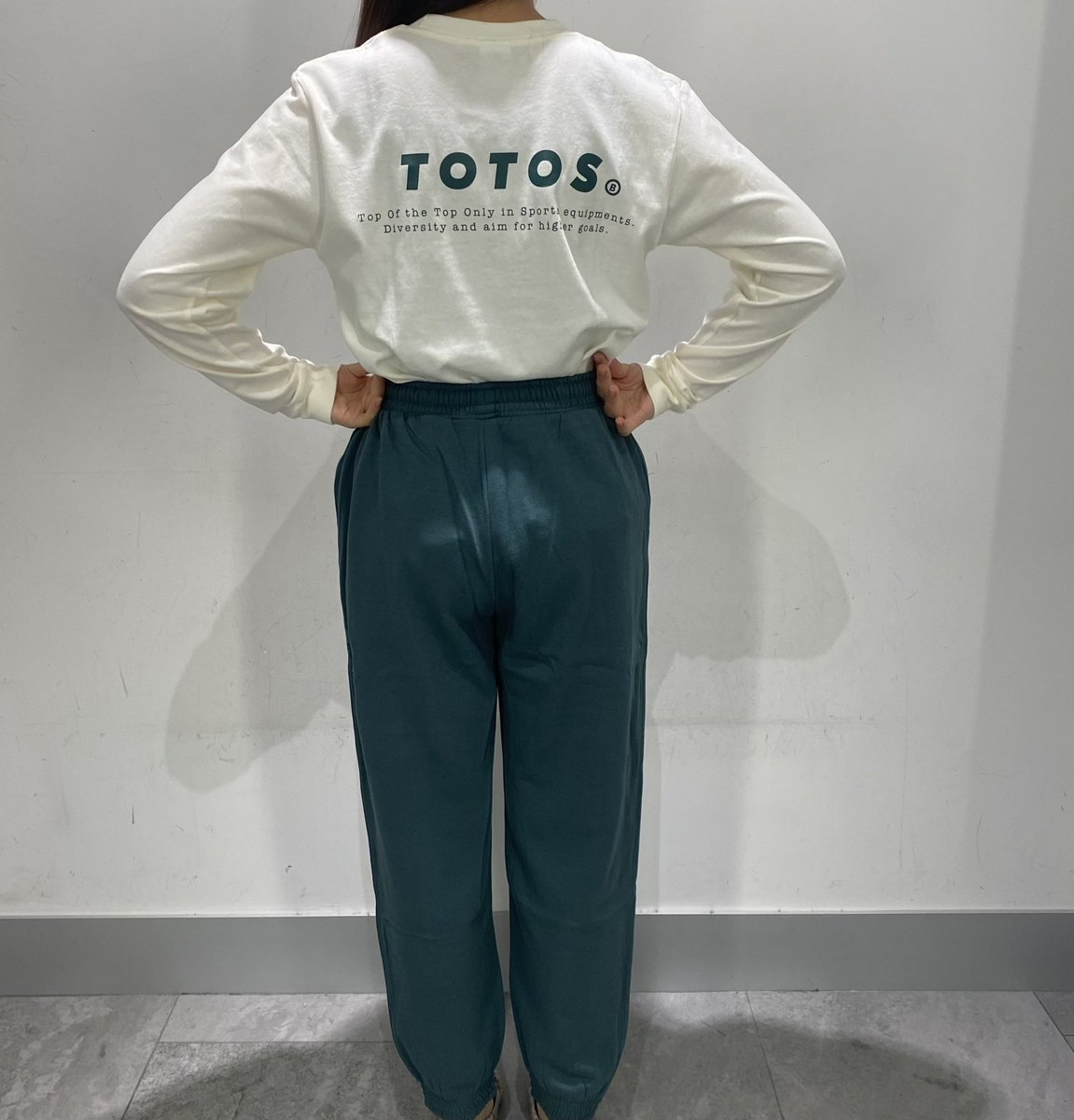 TOTOS60822869's tweet photo. スウェットに合わせても可愛い♥♥

 #TOTOSコーデ https://t.co/KQv0buNrhN