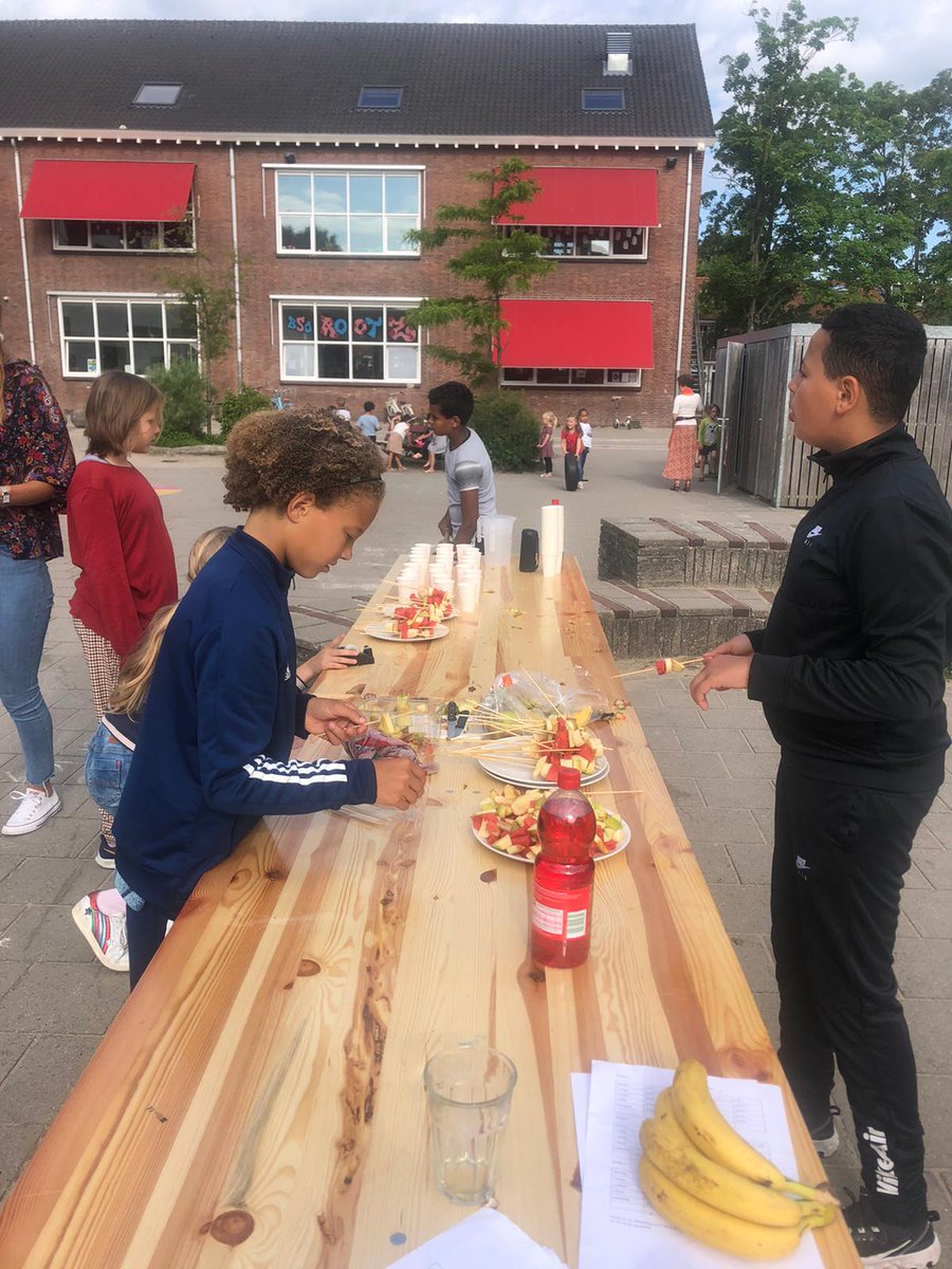 Terugblik naar deze feestelijke afsluiting @ StJan de Doper in Utrecht. Ondertussen zijn we druk bezig met de opstart van nieuwe Move je buurt projecten in Utrecht!