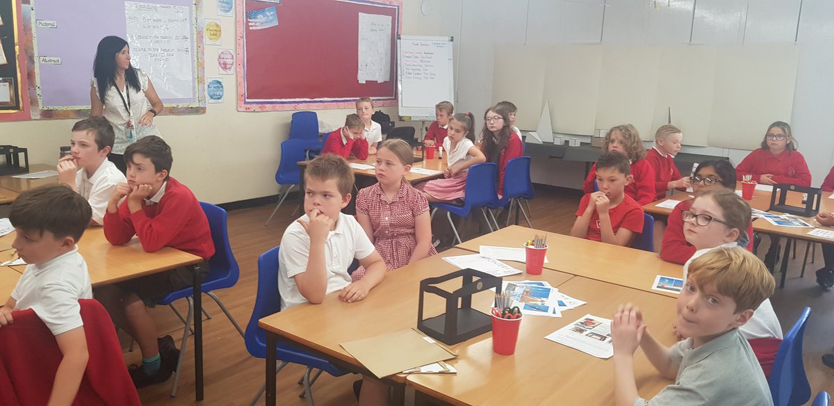 HMillSchool's tweet photo. Team 5 are beginning their workshop focusing on theatre lighting design using our topic of North America #clonter #theatredesign https://t.co/6TcWfcbqSS