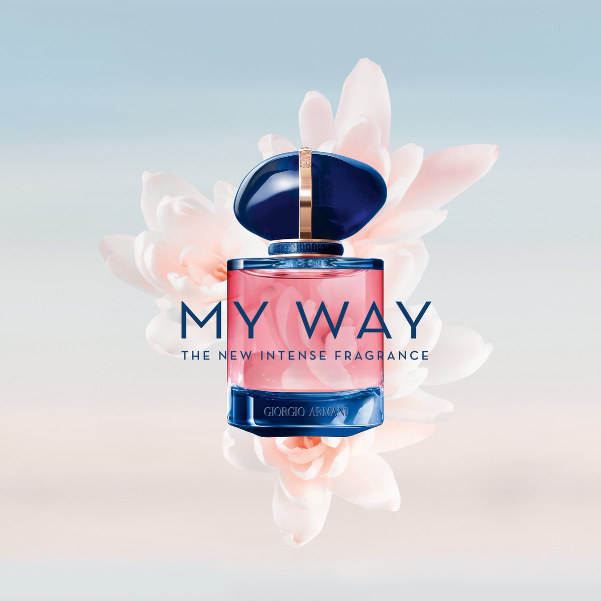 aromas's tweet photo. 🆕 Te invitamos a descubrir nuevos encuentros y experiencias. Embárcate con nosotros en un maravilloso viaje olfativo🧳con @adriaarjona y #MyWayIntense, la nueva fragancia femenina de #Armani.
🎁 Y ahora con REGALO de vaporizador de bolso 15 ml.
https://t.co/bGSkeQauK1 https://t.co/D1VX7Q1S8Z