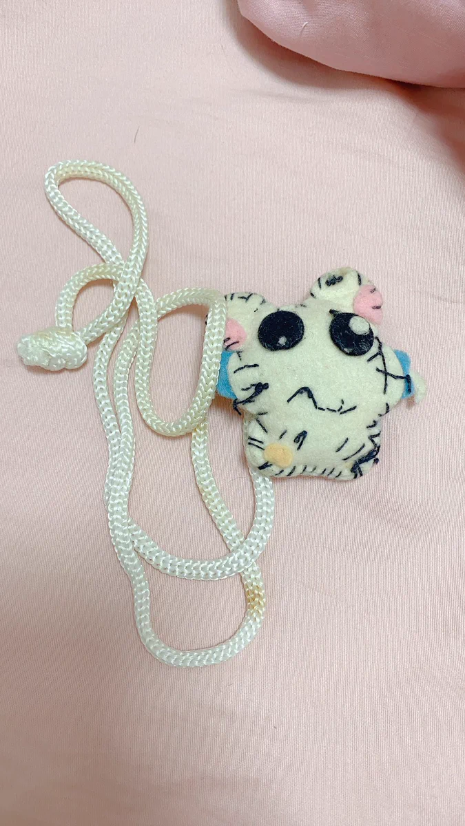 小学1年の時に作ったリボンちゃん！一生懸命作った感が良く出ていて、褒めてあげたい！！