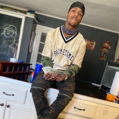 LordChild4's tweet photo. #NewProfilePic https://t.co/IYfKPDNZjb
