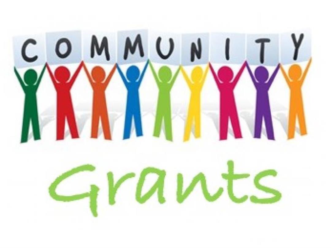 BrockworthPC's tweet photo. COMMUNITY GRANTS ARE NOW AVAILABLE
for applications from any community group that provides a social, community or environmental benefit to Brockworth or its residents.
Further information and a copy of the application form is available from our website: https://t.co/iROnAFc2Ie https://t.co/CjZfAYRV7V