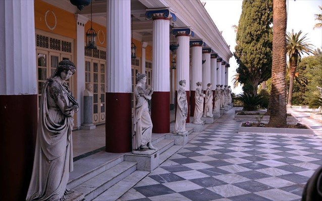 naftemporikigr's tweet photo. Εικονική περιήγηση στο Αχίλλειο Μουσείο και στα σπήλαια Διρού https://t.co/8FFby34k0S #achillion #achilliocorfu #corfu #kerkyra #travel #achilleionpalace #mykerkyra #manigreece #diros #spilaiodirou #mani #peloponnese #greece #μανη #archaeology #history #ancient #naftemporiki https://t.co/qT08FCLnpT