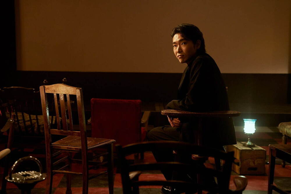 fashionpressnet's tweet photo. 【新画像】キンプリ永瀬廉主演で小説「真夜中乙女戦争」映画化、無気力大学生の“過激で美しい”夜更かし - https://t.co/OjzhYrStFk https://t.co/OehEsCvoGo