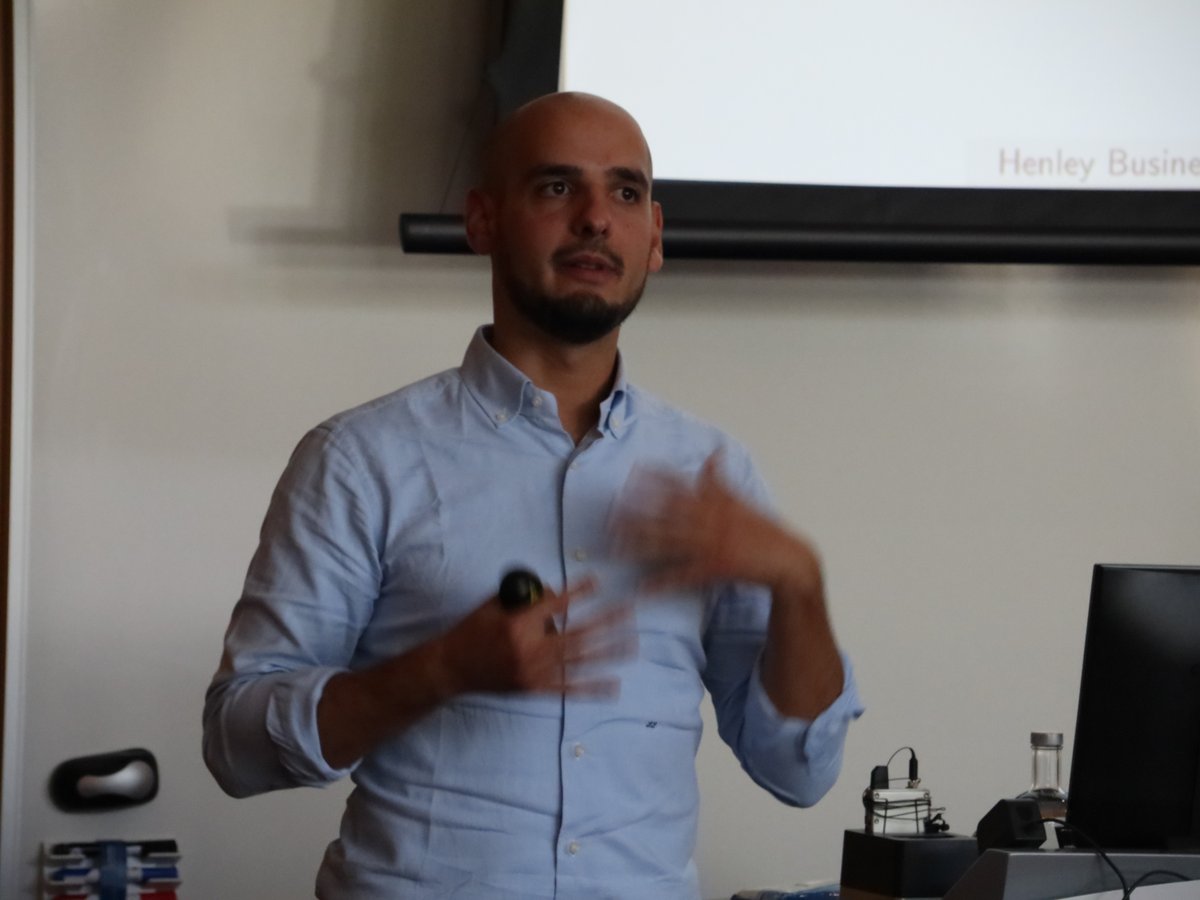 HenleyBSchool's tweet photo. Our afternoon session sees DBA student Aisling Stalley present on organisation's staff retention following a corporate acquisition and lastly @icmacentre doctoral student Samuele Segato presenting on the default risk of mortgage-backed securities. #StudyAtHenley https://t.co/RVE3aM4aDJ