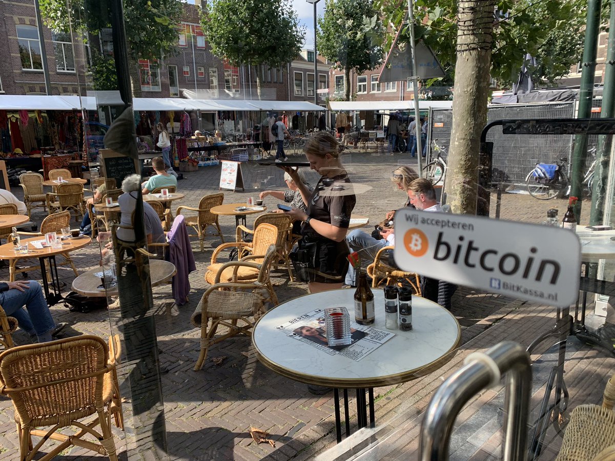 BitcoinMagazine's tweet photo. A cafe in the Netherlands accepting #Bitcoin as payment. 🧡 https://t.co/6RaRaWAXqr