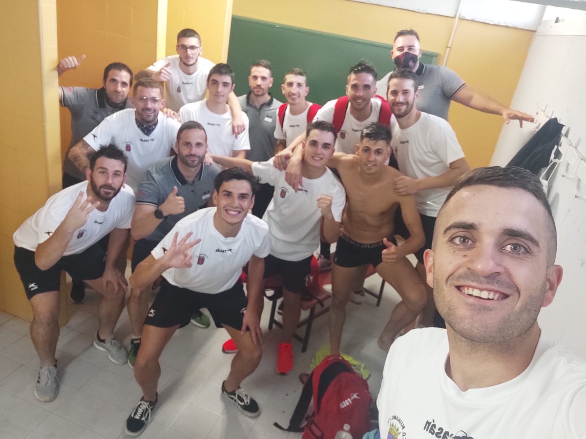 Minuto90com's tweet photo. El Beconet Bujalance golea en el estreno liguero al Victoria Kent (8-1) @bujalancefs @FerminHidalgo10 @AlmagroLi @FHidpar @pedrocatiti10 @10cristobal91 @alvarormz__ @Jesusmr90 @JessFlo23604058 #Titín @VictoriaKentFS https://t.co/Lik9PRAg3T https://t.co/p3QAFUe9YA
