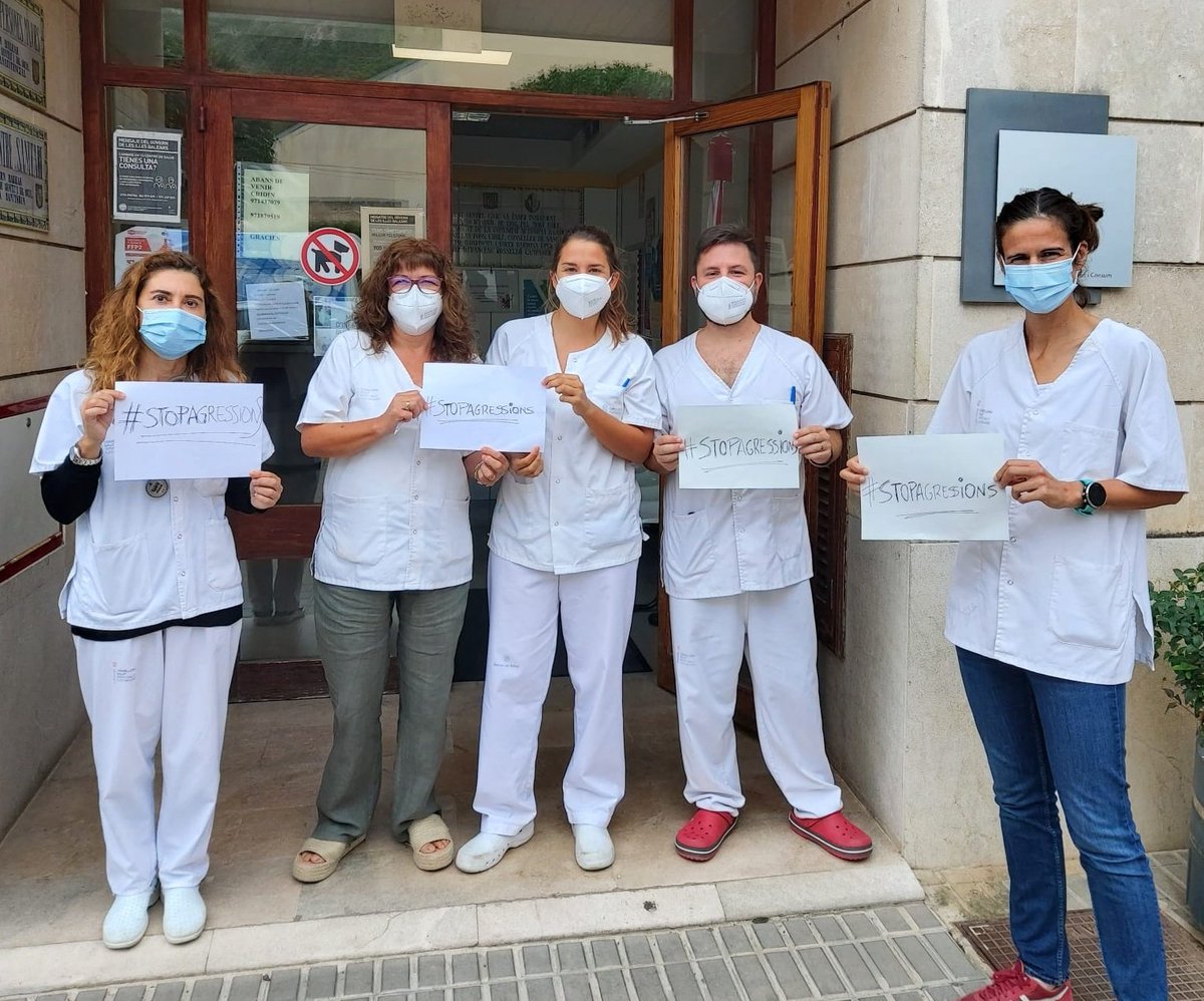 DesRaiguereap's tweet photo. Tot l'equip @DesRaiguereap ens sumam al minut de silenci.  Rebutjam qualsevol tipus de violència. #Stopagressions ⛔ @apmallorca #Apalteucostat https://t.co/EyANuiw1cY