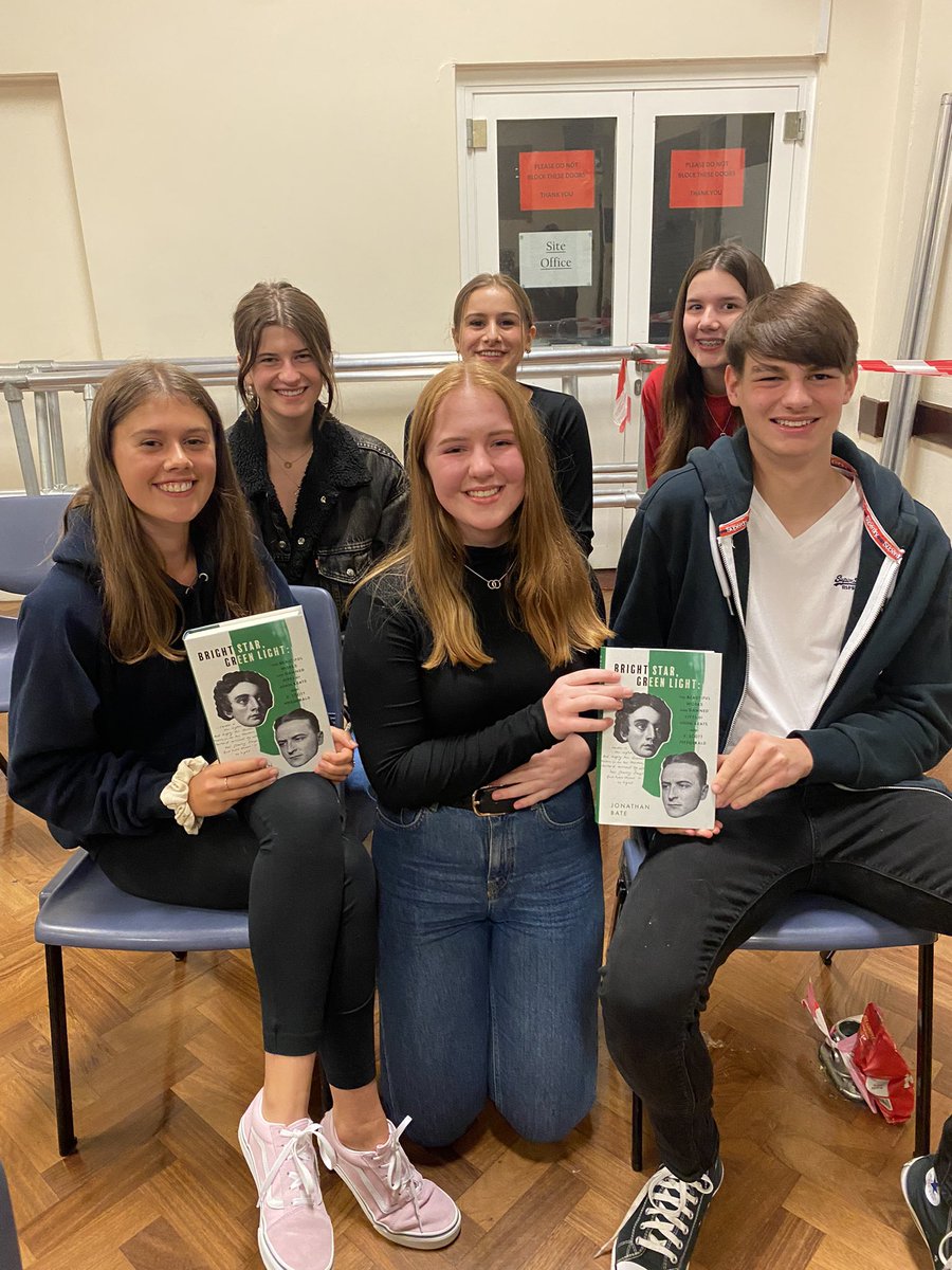 CampdenEnglish's tweet photo. Thank you @campdenlitfest for the tickets given to our A Level English students who attended the brilliant talk by @profbate on ‘Bright Star, Green Light’. A great opportunity for our students to learn more about F.Scott Fitzgerald 📚@CampdenSchool #InspireEmpowerExcel https://t.co/GrDBzsRgRi