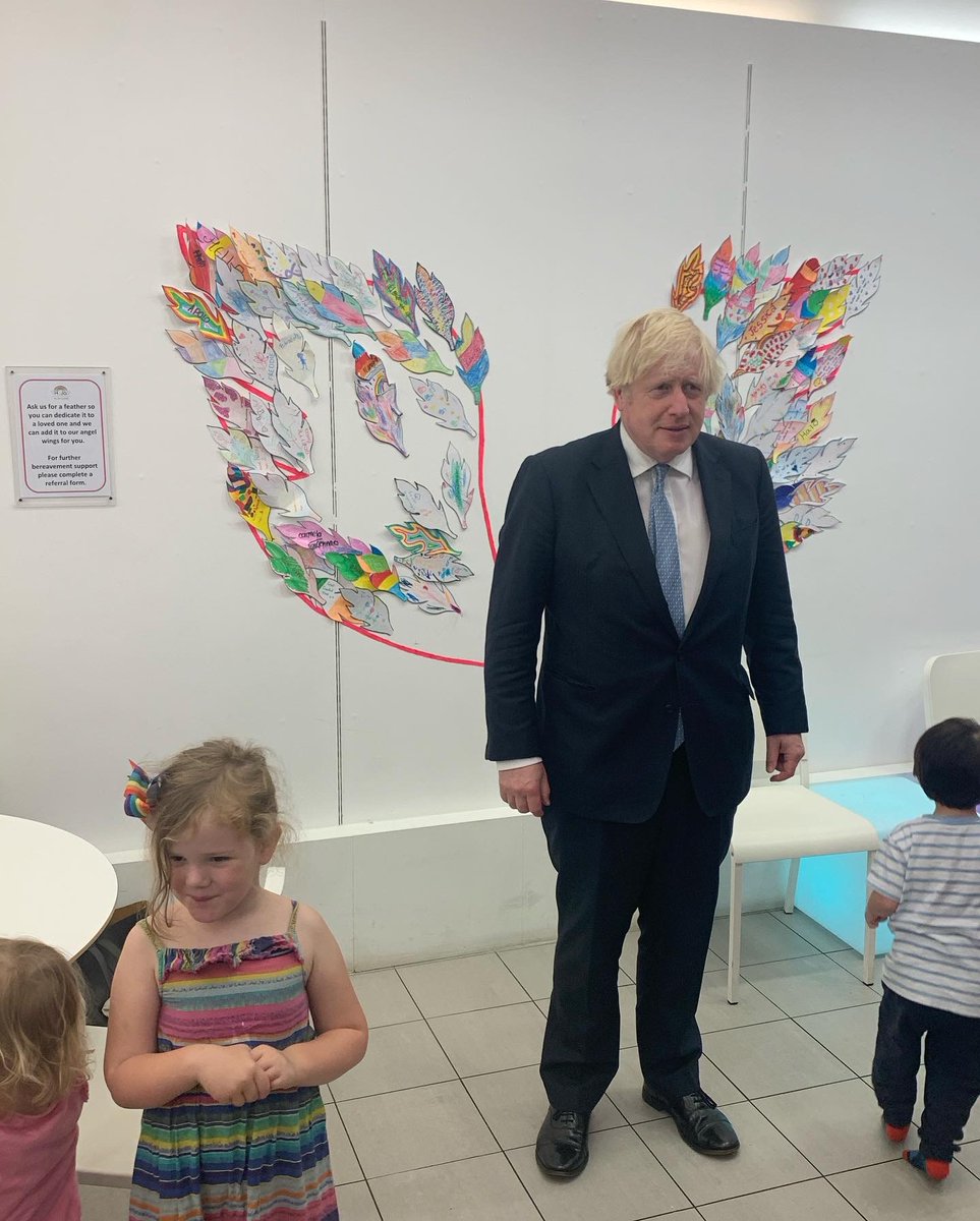 haloplaycafe's tweet photo. A recent visit by PM @BorisJohnson  to find out more about the work done at @haloplaycafe and @Halo_Children  in the community, supporting families with bereavement 🌈👼🏽 #hillingdon #charity #haloplaycafe #halochildrensfoundation #playcafe #community #thechimes https://t.co/AV4ZBJtBxO
