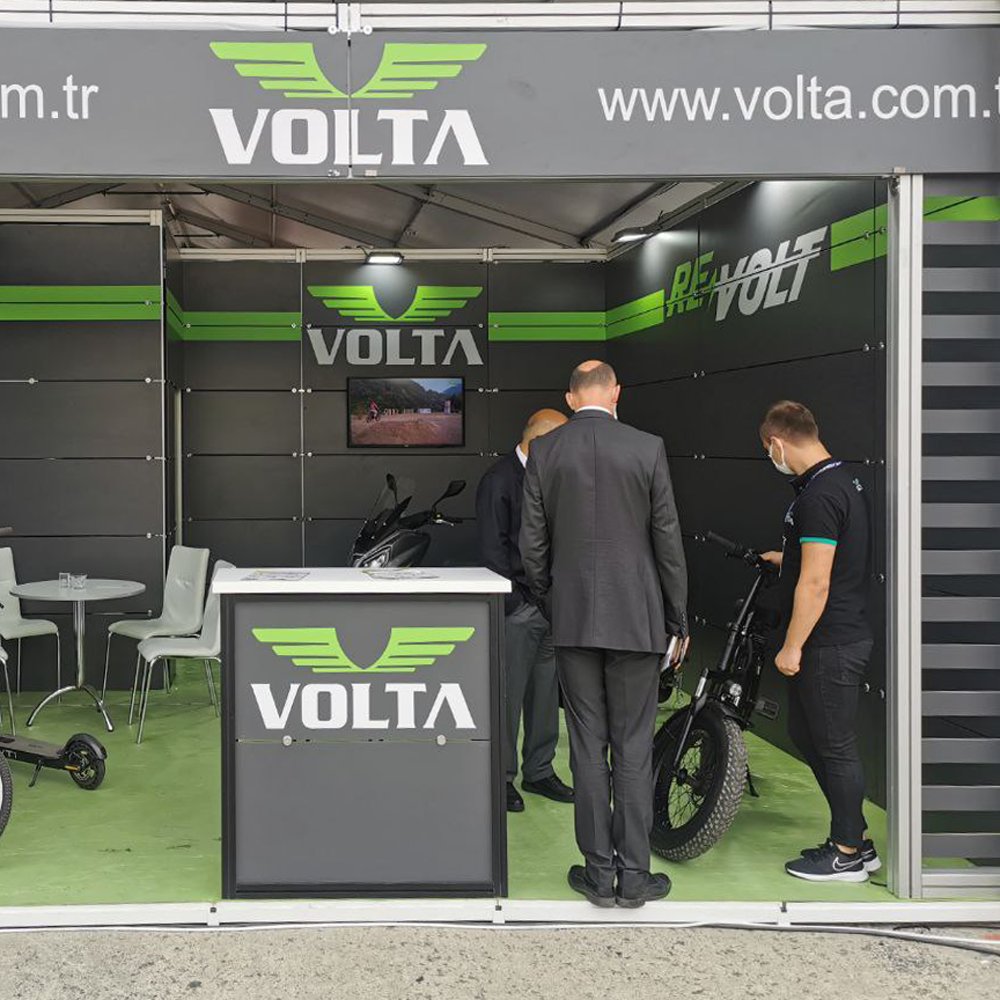 Teknolojiye ve gençlere desteğimiz devam ediyor. 
Fuarın 2. gününde de Teknofest'te H8 standımızda sizlerleyiz.
🚀
<a href="/teknofest/">TEKNOFEST</a> #teknofest #voltamotor #volta #revolt