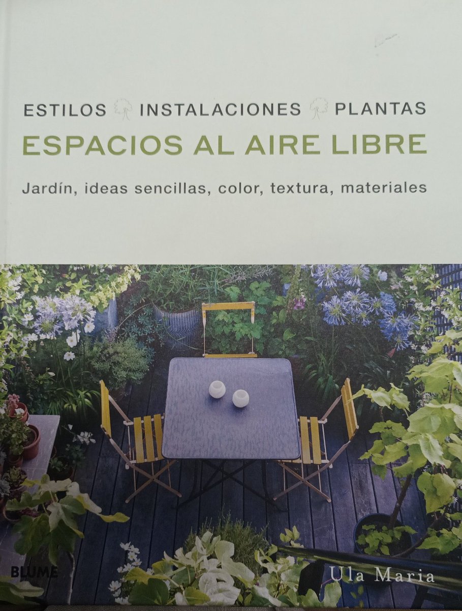 #FelizMiércoles
Como señala @UlaMaria1 'los espacios más diminutos pueden convertirse en jardines creativos e ingeniosos'.
📌En su libro 'Espacios al aire libre' es probable que encontréis inspiración para convertir vuestros pequeños espacios en grandes jardines 🌷🌸🌼🥀