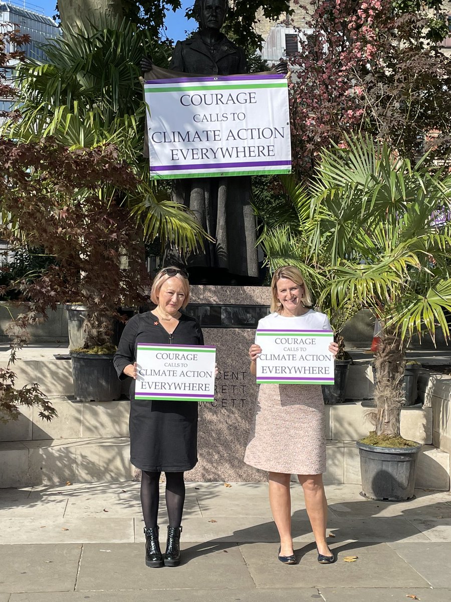 careintuk's tweet photo. Delighted to have @helenhayes_ @KerryMP @libdemdaisy and @CarolineLucas join us in Parliament Square this morning for #Wednesday4women #GreatBigGreenWeek https://t.co/9EwJowdZWL