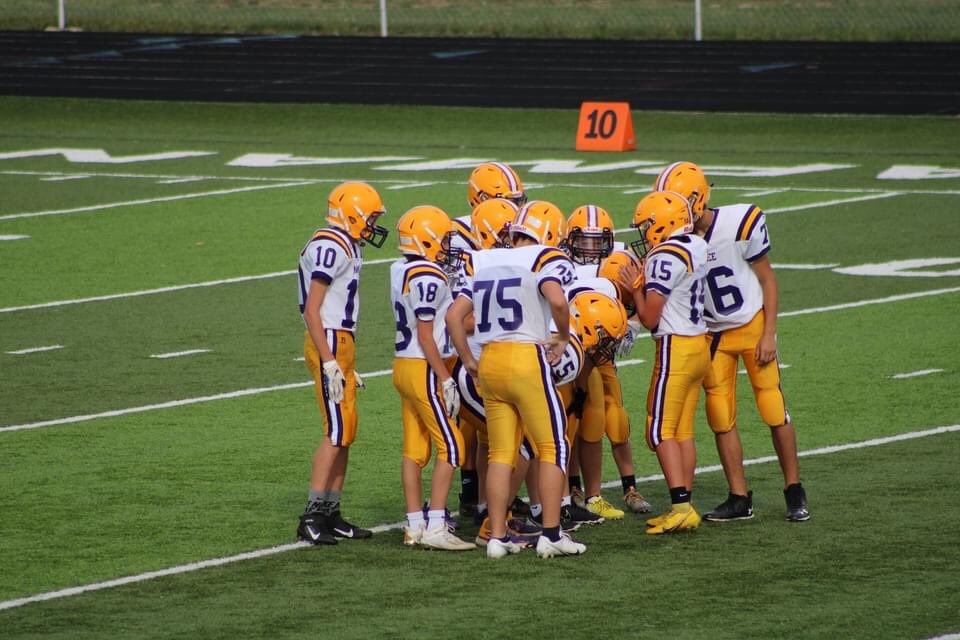 jiveturkey555's tweet photo. This is our kind of game because we are the most prepared team. The cold, the wet and the rain are just elements out of our control. Be tough, be strong and be determined!! Play for the brotherhood!! #BeatAW #WeareMaumee @KBMcCullough15 @KBM15Mom @jburdue9 @MaumeePantherFB https://t.co/ZwPSPCRsww