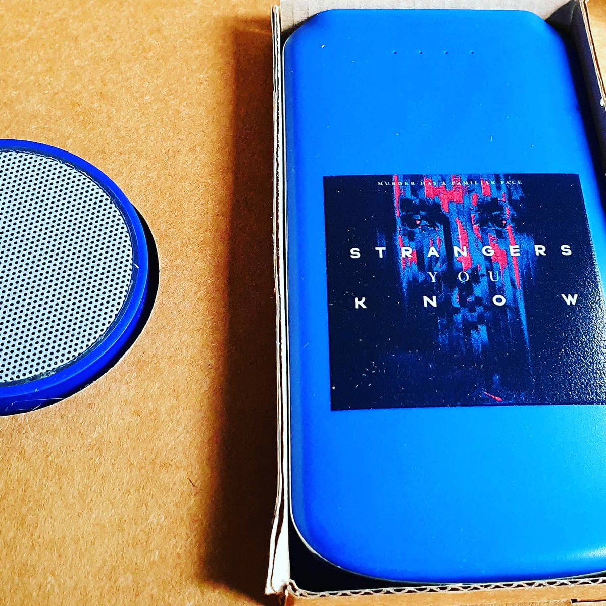nkuthalosourcin's tweet photo. Thank you #combinedartists for trusting us with your branded gifting.
Show your staff and clients your appreciation with our many gifting products. 
Inquire: info@nkuthalosourcing.co.za 
#gifting
#branding
#mnet
#dstv
#mutlichoice
#strangersyouknow
#combinedartists
#miniseries https://t.co/qjUskMh4vU