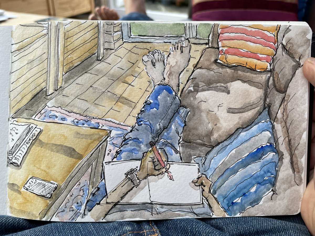 After an average 10 miles a day of walking in Paris I’m back in the sofa 

#travel #art #sketch #painting #watercolour #illustration #selfie #sofasurfing