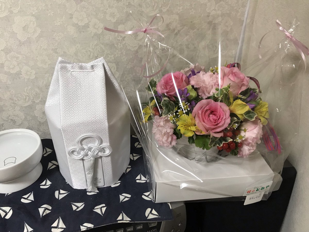 MILK20111023's tweet photo. ２１日１０時に火葬。
今まで本当にありがとう😊 https://t.co/gupLVVs944