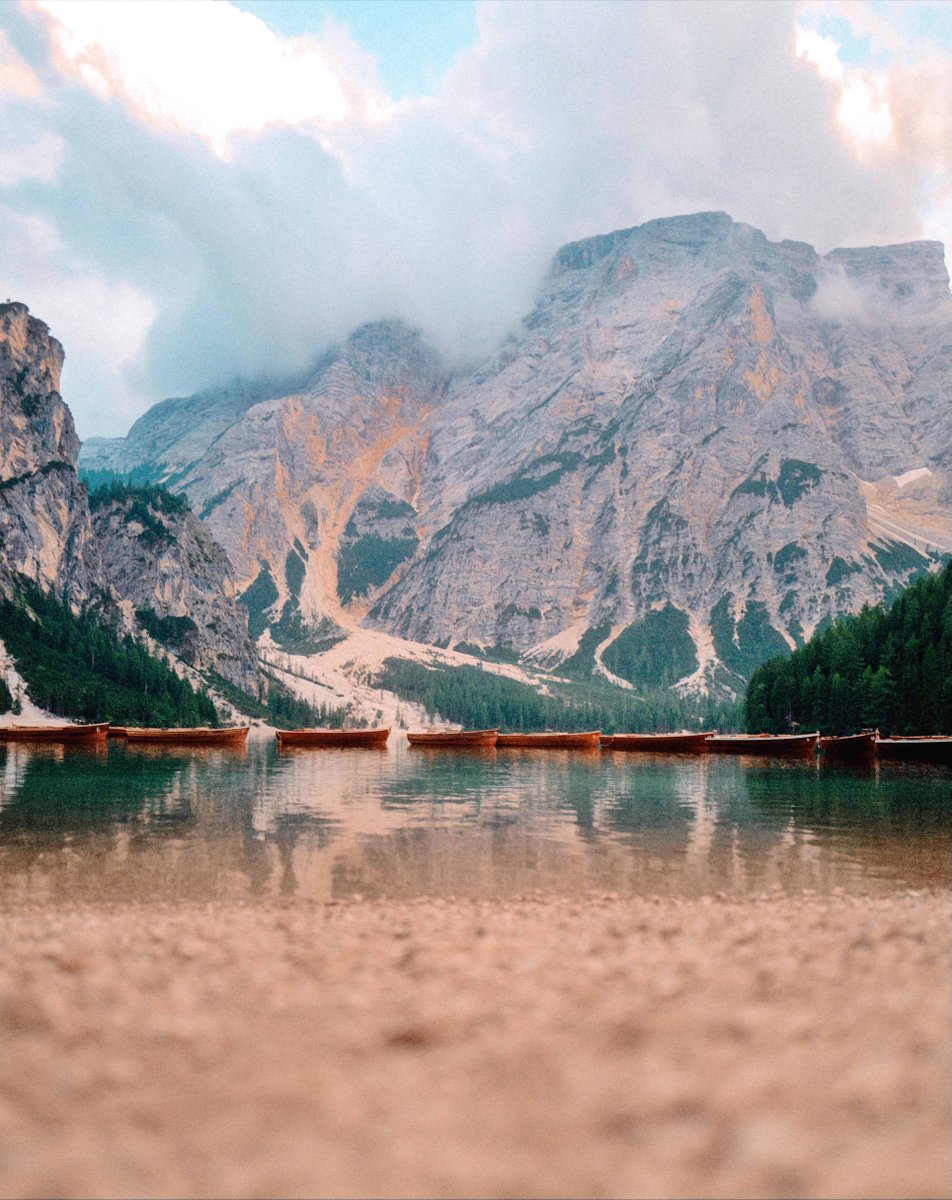 analoguevibez's tweet photo. mountain lake vibez https://t.co/FL1jWHInry
