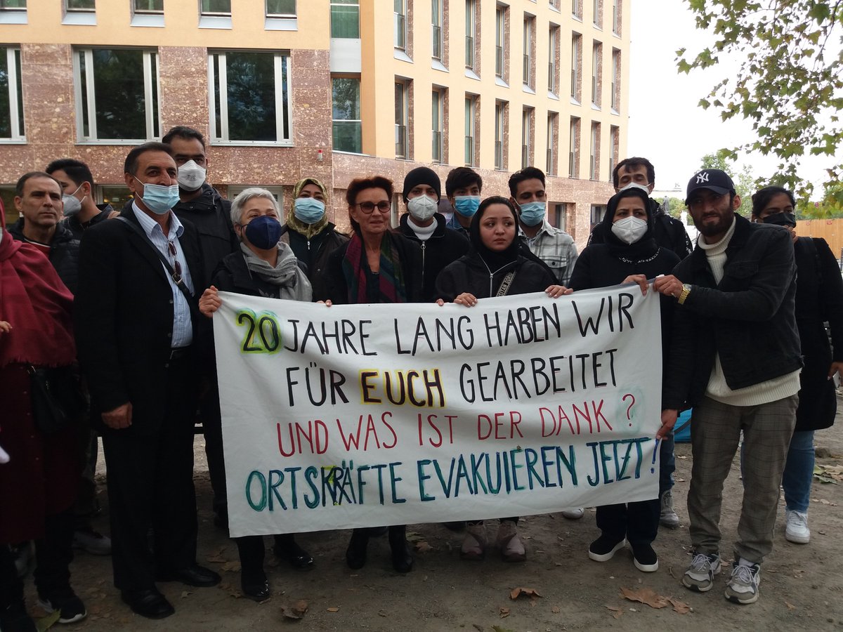 test Twitter Media - Nach 20 Jahren Kriegseinsatz in #Afghanistan muss jetzt endlich Verantwortung übernommen werden: Ich fordere erneut die sofortige und unkomplizierte Aufnahme von Ortskräften und anderen schutzbedürftigen Personen, sowie die Beschleunigung des Familiennachzugs! #IhrKenntDieNamen https://t.co/pt3GHuMlk8