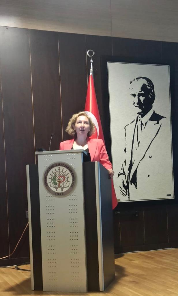 AnkaraTTO's tweet photo. Ankara Üniversitesi Eczacılık Fakültesi 50. yıl salonunda gerçekleşen #TTOTALKS etkinliğine katılım gösteren tüm akademisyenlerimize teşekkürlerimizi sunarız.
Diğer TTOTALKS etkinliklerimizde buluşmak dileği ile.
@AnkaraUni
@ankeczacilik
@necdetunuvar https://t.co/LCiu4plWTx