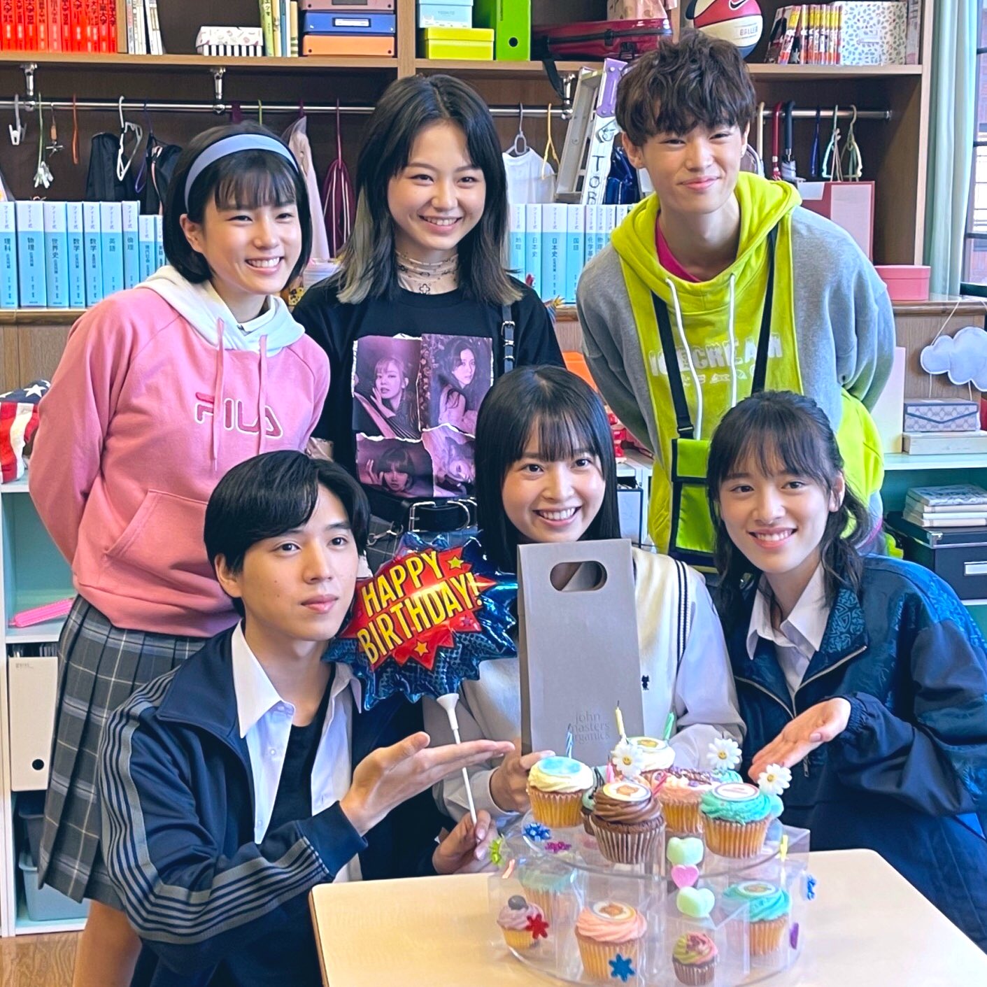 この初恋はフィクションです【ドラマ公式】 | . ／ #飯沼愛