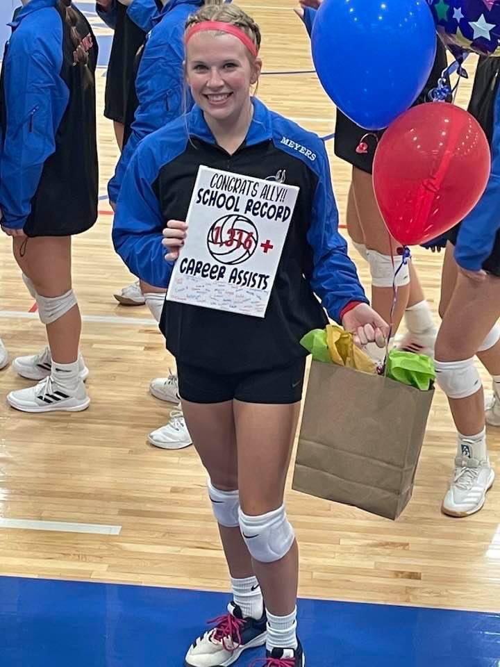 A HUGE congratulations to Ally Meyers for breaking the school record in career assists! <a href="/IGHSAU/">IGHSAU</a>