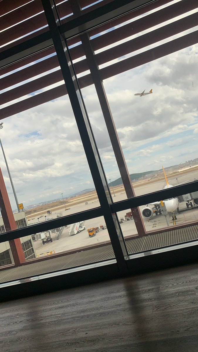 6 aylık reklam bitti film tekrar başlıyor bekle beni güzellik <a href="/_fatosss_10716/">Fatma Yücesan</a> ❤️