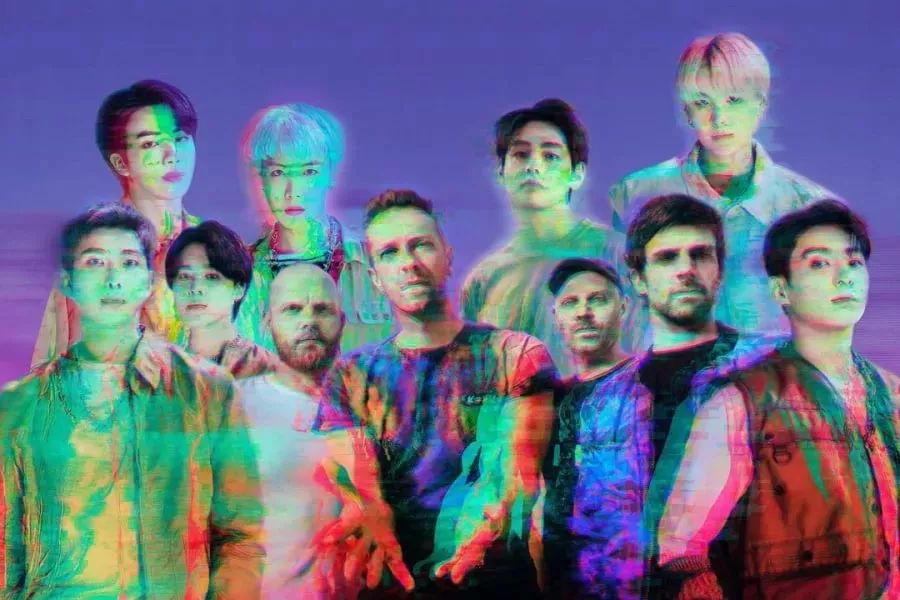SoompiSpanish's tweet photo. #BTS y #Coldplay lanzan un nuevo teaser y programa de lanzamiento para el sencillo colaborativo “My Universe”
https://t.co/hQGF9HMTgK https://t.co/FWrwoetML3