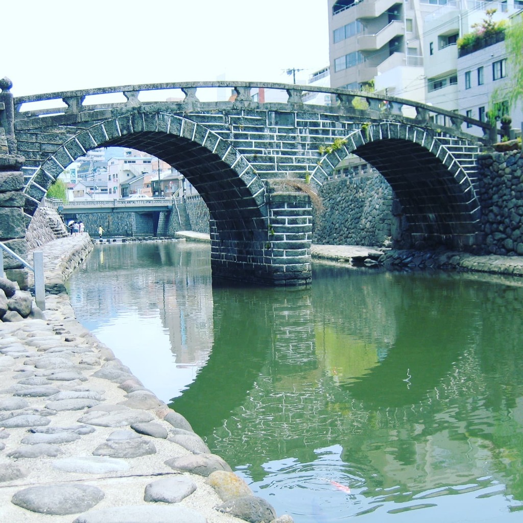 29de83o's tweet photo. 【instagram】@29de83o
寛永11年(1634年)、興福寺の黙子如定禅師が架設した、日本最古のアーチ式石橋「長崎眼鏡橋」として有名。国の重要文化財に指定。
#眼鏡橋 #長崎
#Meganebashi #SpectaclesBridge #Nagasaki
#GoogleMap #fff #f4f https://t.co/ZP1rr4SJrS https://t.co/TYlIeCQE72