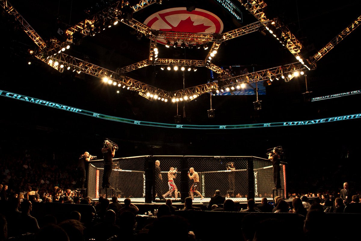 JDWMcG's tweet photo. #UFC152 9 Years Ago https://t.co/DwfpQNpZp8