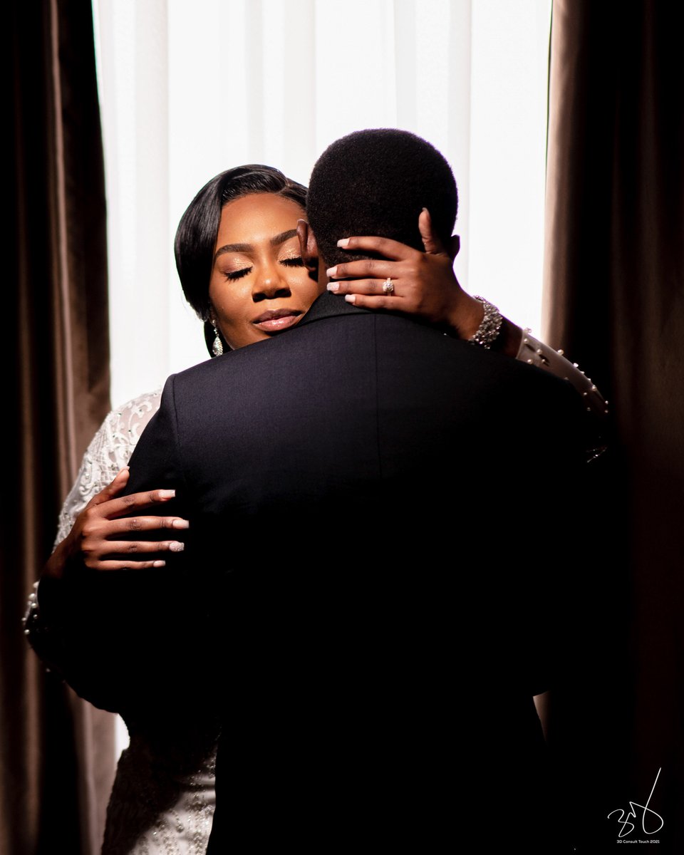 Thedanny3d's tweet photo. Hold tight and never let go! 😍❤️🎉
Love captured through our lenses in Ghana 🇬🇭❤️🔥🔥
Congrats Sammy + Steff

#ghana #PossessingTheNations #3dconsulttouch https://t.co/bxtzmrzmFM