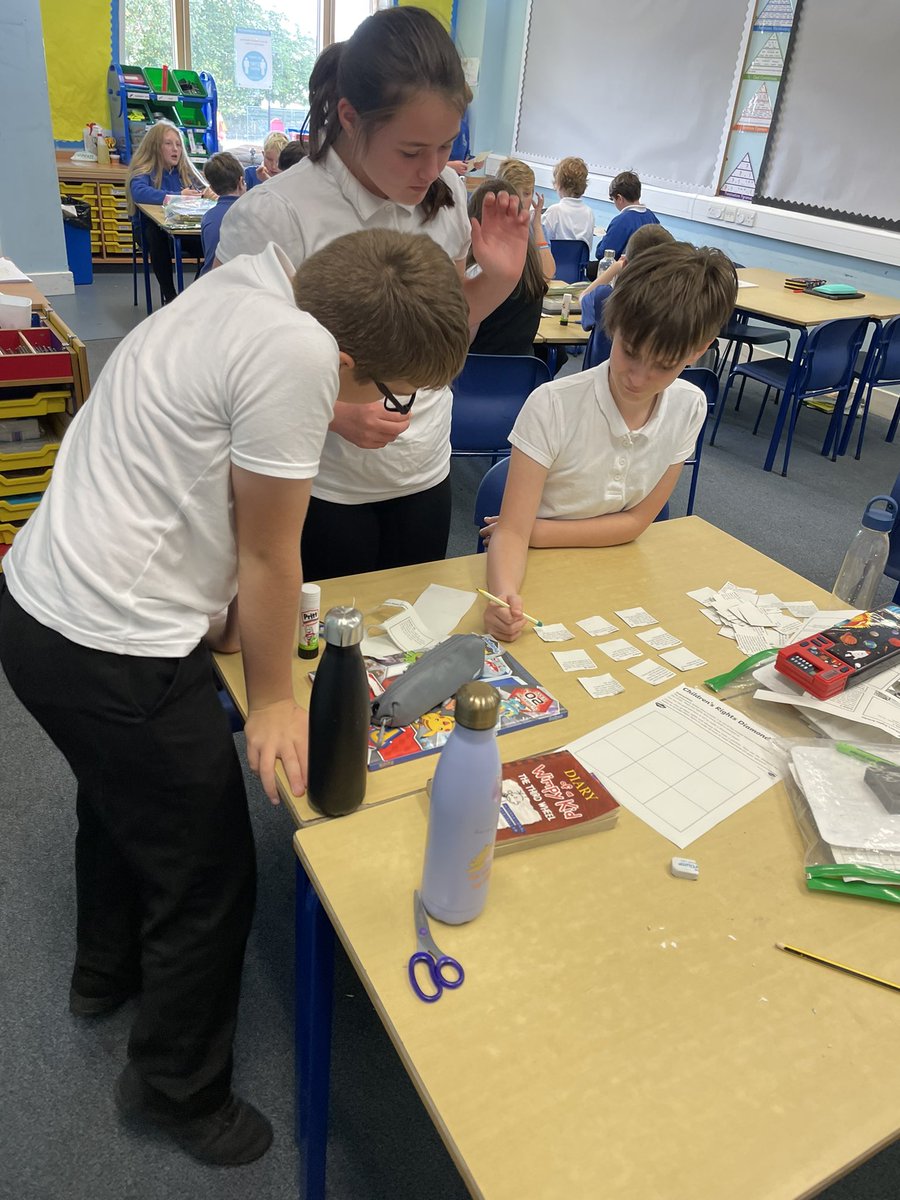 DeanburnPS_P4R's tweet photo. Working as a team today to complete a Diamond Nine activity all about the @UNCRC Rights of The Child. There was some unintended learning too - we learned about the word ‘democracy’ and how this works. #RRS #RightsofTheChild #UnitedNations #DiamondNine #TeamWork #Cooperation https://t.co/Ay0Nf4RMHk