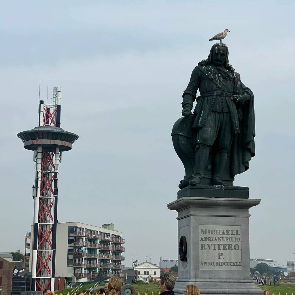 JokeTravel's tweet photo. Zouden vogels kunstliefhebbers zijn?
🇳🇱
🇳🇱
🇳🇱
#vogels #vogelfotografie #bird #birdsofinstagram #birdsonearth #michielderuyter #vlissingen #zeelandismooi #zeelandfotografie #lovezeeland #vvvzeeland #omroepzeeland #zeelandliebe #pixzeeland #joketravel #tra… https://t.co/gBxQhQnNUV https://t.co/svovYajLHJ