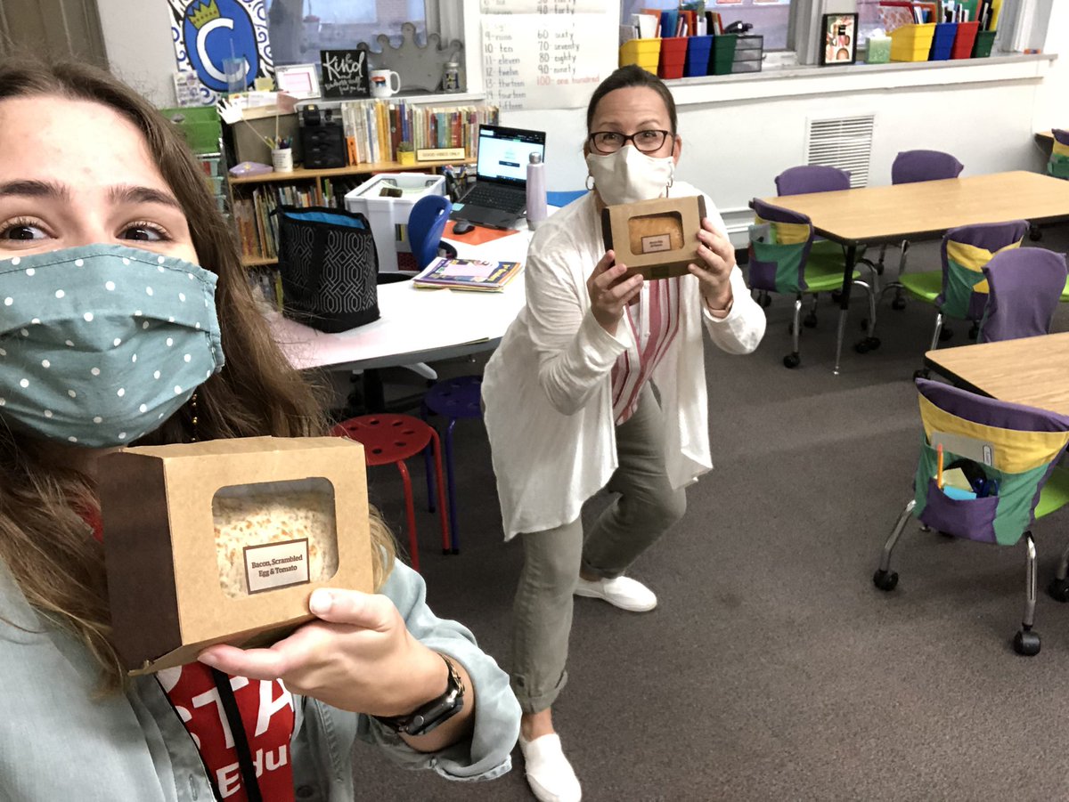 Hunter Firsties (@hunterfirsties) on Twitter photo Open House experts by night
Breakfast consumers by day
Thankful for the brain fuel and YOU <a href="/hunter_pta/">Hunter GT AIG Elementary School PTA</a>!! ❤️🥪🥓🍳 <a href="/HunterPrincipal/">Hunter GT-AIG Elem</a> Open House experts by night
Breakfast consumers by day
Thankful for the brain fuel and YOU <a href="/hunter_pta/">Hunter GT AIG Elementary School PTA</a>!! ❤️🥪🥓🍳 <a href="/HunterPrincipal/">Hunter GT-AIG Elem</a>