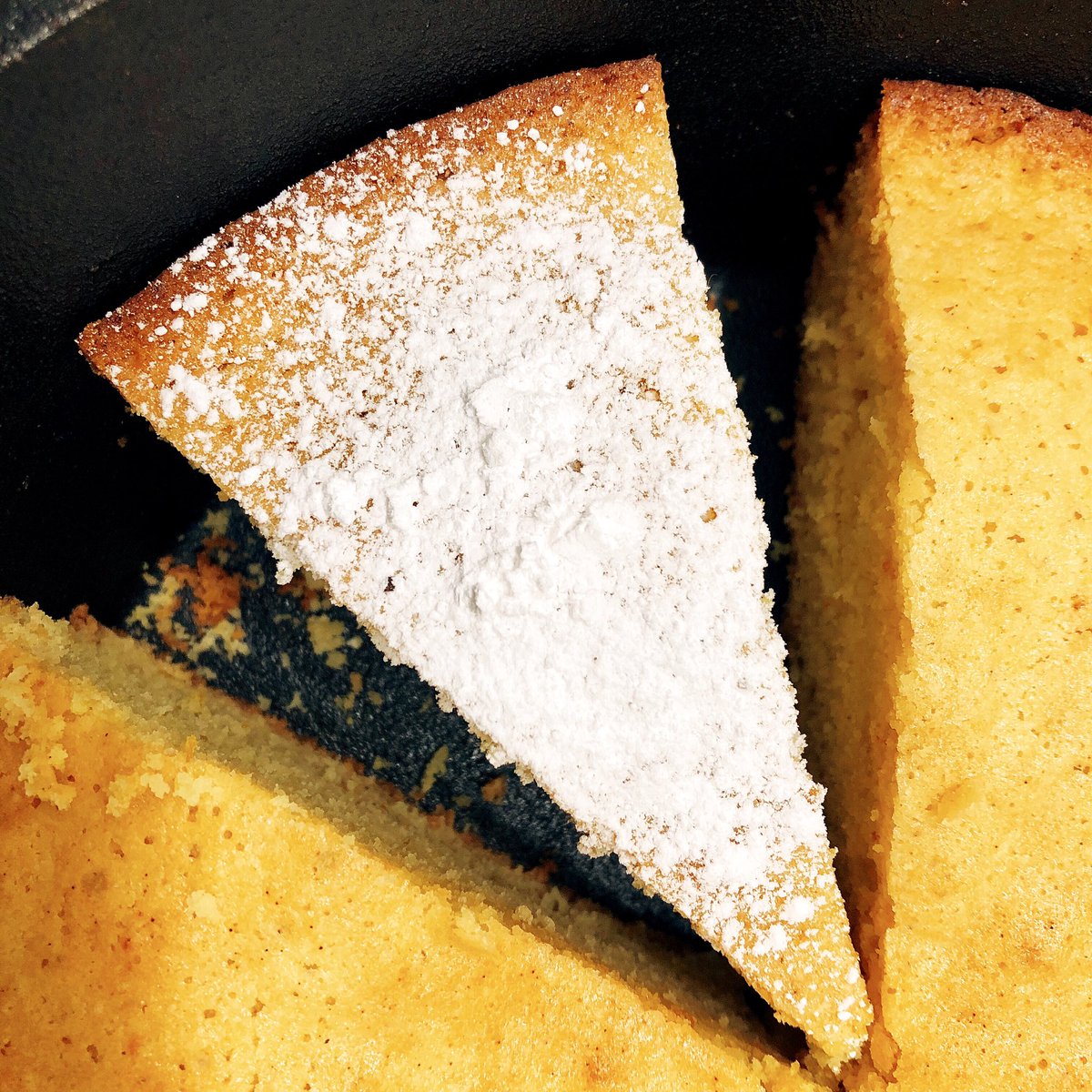lemonmomcanada's tweet photo. Let’s start off with some sweet corn cake.  Cooked in cast iron for the most amazing crispy edge and cloud-like centre 😍 https://t.co/pHY9WgVFyc