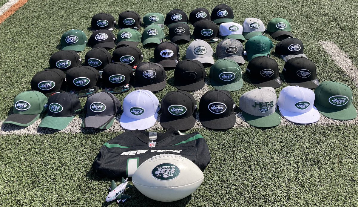 Muzixndmd's tweet photo. Fellow Jets fans:Kindly asking if you’ll RT, click the link, view,& “like” my NYJcap displays in my campaign to rep Jets fans and be selected a 2Time finalist in the Lids #UltimateHatCollection contest.
Thank you all @lids #LidsLoyal
https://t.co/Fj30g2I6v5 https://t.co/iiRbdzQvEP